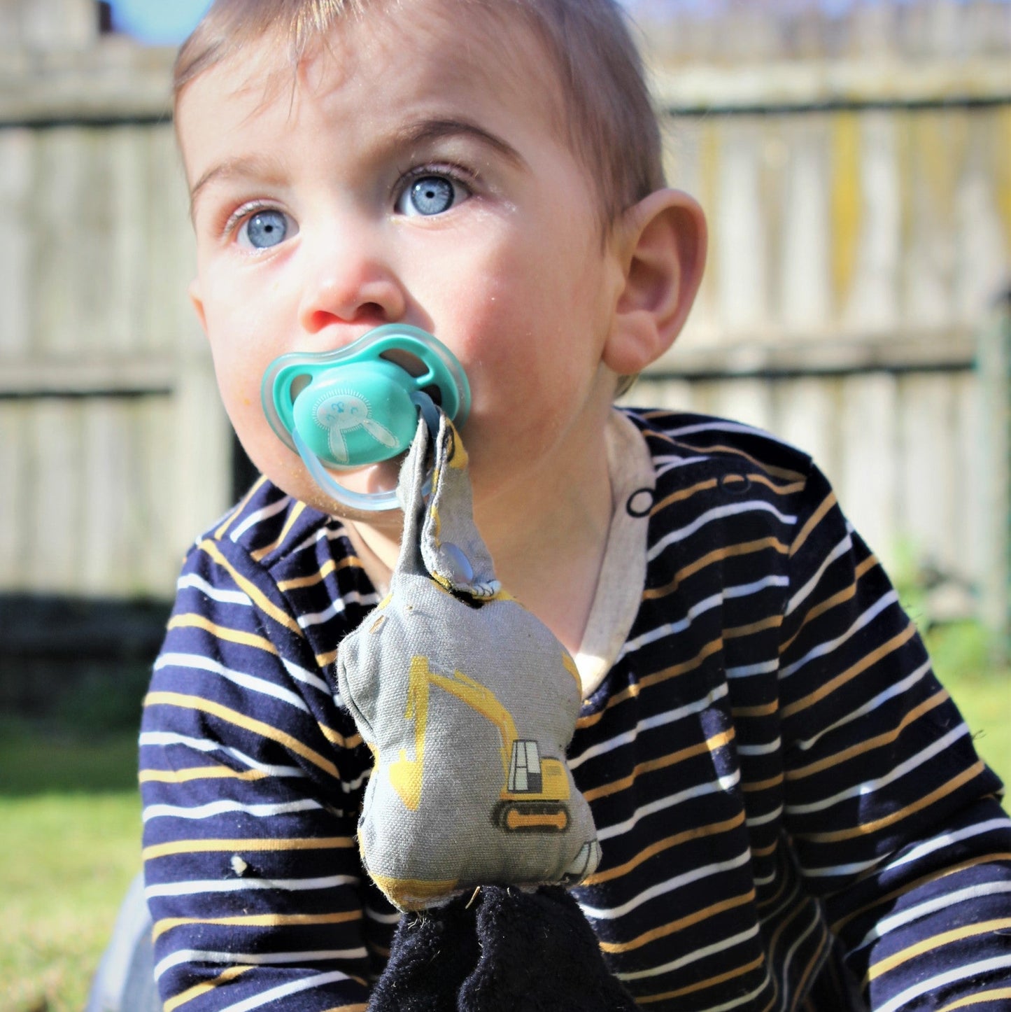 Versatile Cuddly - Little Yellow Digger